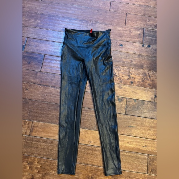 SPANX Pants - SPANX Glossy Black High-Waist Leggings M